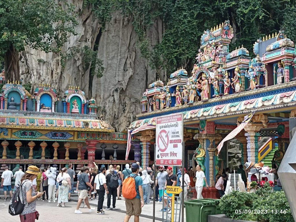 マレーシア訪問ではBatu Cavesと国立博物館はmust see！